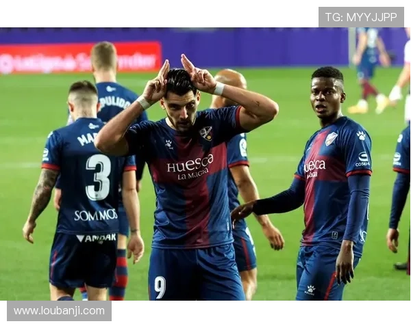 瓦伦西亚vs奥萨苏纳全场数据：射门数10-9，射正数3-2